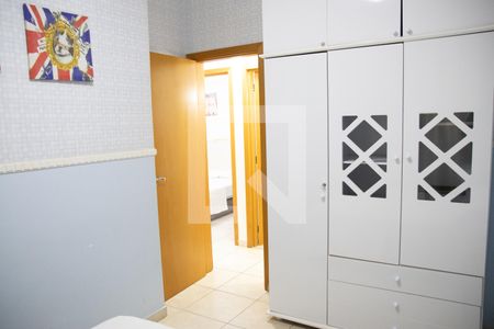 Apartamento à venda com 78m², 3 quartos e 2 vagas Apartamento à venda com 78m², 3 quartos e 2 vagasQuarto 01
