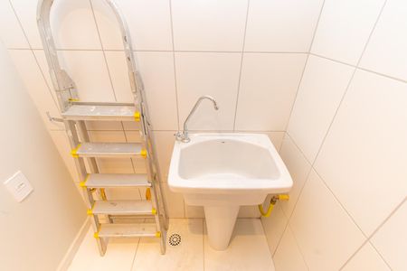 Apartamento à venda com 38m², 2 quartos e sem vaga Apartamento à venda com 38m², 2 quartos e sem vagaÁrea de Serviço