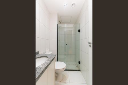 Apartamento à venda com 38m², 2 quartos e sem vaga Apartamento à venda com 38m², 2 quartos e sem vagaBanheiro