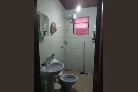 Casa para alugar com 150m², 3 quartos e 1 vagaBanheiro 