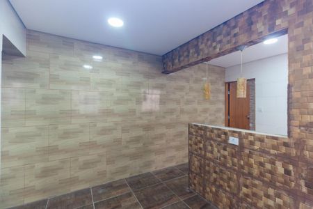 Cozinha de casa para alugar com 1 quarto, 50m² em Jardim Sao Roberto, São Paulo
