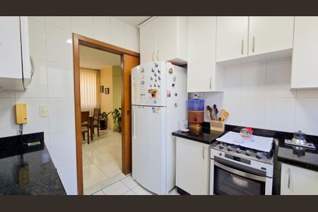 Apartamento à venda com 86m², 3 quartos e 2 vagas Apartamento à venda com 86m², 3 quartos e 2 vagasCozinha
