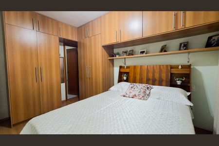 Apartamento à venda com 86m², 3 quartos e 2 vagas Apartamento à venda com 86m², 3 quartos e 2 vagasQuarto 01 - SUite