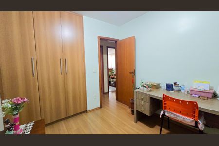 Apartamento à venda com 86m², 3 quartos e 2 vagas Apartamento à venda com 86m², 3 quartos e 2 vagasQuarto 03