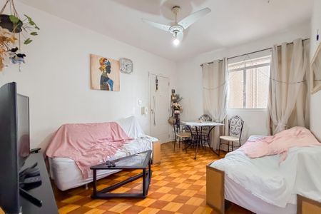 Apartamento à venda com 51m², 2 quartos e 1 vaga Apartamento à venda com 51m², 2 quartos e 1 vagaSala