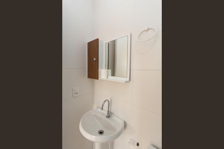 Apartamento à venda com 32m², 2 quartos e sem vaga Apartamento à venda com 32m², 2 quartos e sem vagaBanheiro
