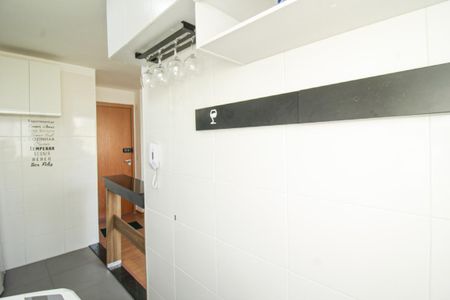 Apartamento para alugar com 44m², 2 quartos e 1 vaga Apartamento para alugar com 44m², 2 quartos e 1 vagaCozinha e Área de Serviço