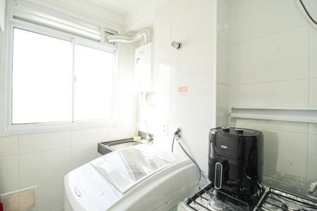 Apartamento para alugar com 44m², 2 quartos e 1 vaga Apartamento para alugar com 44m², 2 quartos e 1 vagaCozinha e Área de Serviço