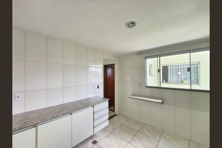 Cozinha de casa de condomínio à venda com 2 quartos, 70m² em Pechincha, Rio de Janeiro