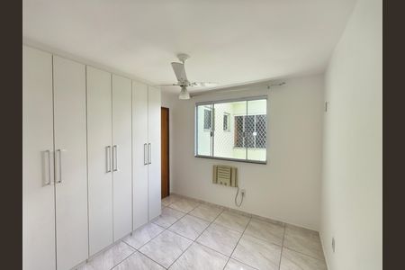 Quarto 1 de casa de condomínio à venda com 2 quartos, 70m² em Pechincha, Rio de Janeiro
