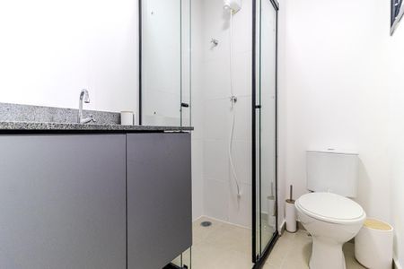 Banheiro de kitnet/studio para alugar com 1 quarto, 25m² em Campos Elíseos, São Paulo