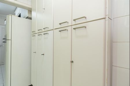 Apartamento à venda com 80m², 3 quartos e 1 vagaÁrea de Serviço