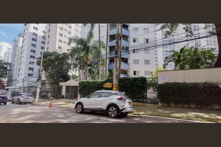 Apartamento à venda com 80m², 3 quartos e 1 vagaFachada