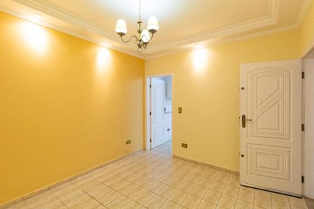 Casa à venda com 149m², 2 quartos e 2 vagas Casa à venda com 149m², 2 quartos e 2 vagasSala