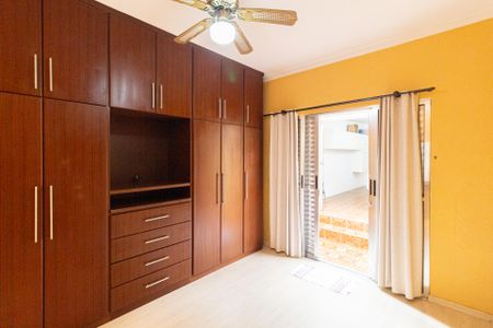 Casa à venda com 149m², 2 quartos e 2 vagas Casa à venda com 149m², 2 quartos e 2 vagasQuarto 2