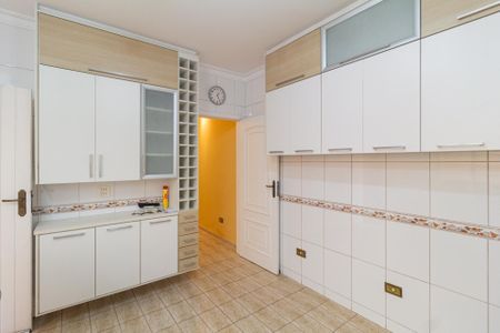 Casa à venda com 149m², 2 quartos e 2 vagas Casa à venda com 149m², 2 quartos e 2 vagasCozinha