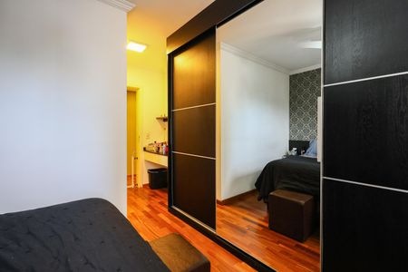 Apartamento à venda com 96m², 2 quartos e 2 vagasSuíte