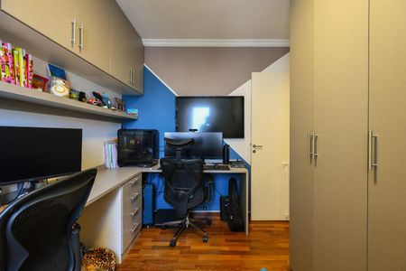 Apartamento à venda com 96m², 2 quartos e 2 vagasQuarto 2