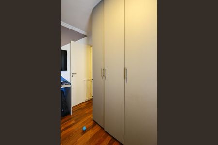 Apartamento à venda com 96m², 2 quartos e 2 vagasQuarto 2