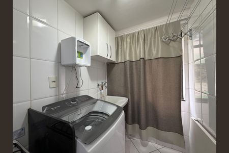 Apartamento à venda com 61m², 2 quartos e 2 vagas Apartamento à venda com 61m², 2 quartos e 2 vagasÁrea de serviço