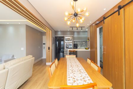 Sala de apartamento à venda com 3 quartos, 76m² em Itaquera, São Paulo