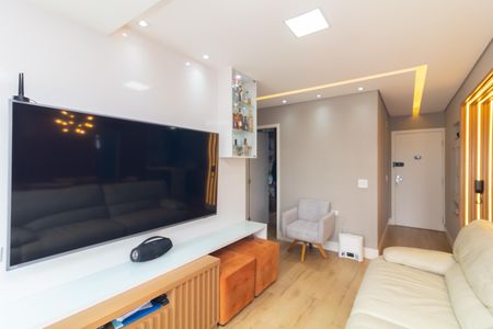 Sala de apartamento à venda com 3 quartos, 76m² em Itaquera, São Paulo