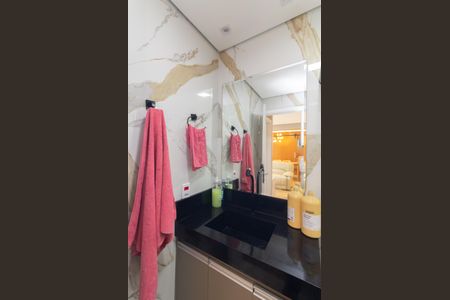 Apartamento à venda com 76m², 3 quartos e 1 vaga Apartamento à venda com 76m², 3 quartos e 1 vagaBanheiro 2