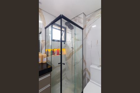 Apartamento à venda com 76m², 3 quartos e 1 vaga Apartamento à venda com 76m², 3 quartos e 1 vagaBanheiro 2