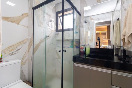 Apartamento à venda com 76m², 3 quartos e 1 vaga Apartamento à venda com 76m², 3 quartos e 1 vagaBanheiro da Suíte