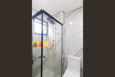 Apartamento à venda com 76m², 3 quartos e 1 vaga Apartamento à venda com 76m², 3 quartos e 1 vagaBanheiro 2