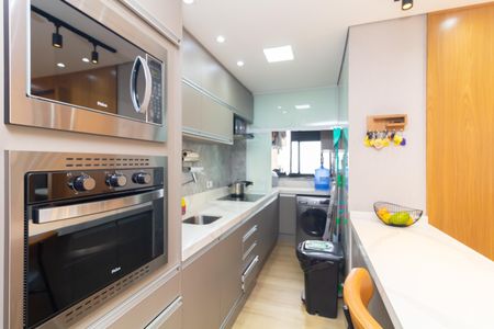 Apartamento à venda com 76m², 3 quartos e 1 vaga Apartamento à venda com 76m², 3 quartos e 1 vagaCozinha e Área de Serviço