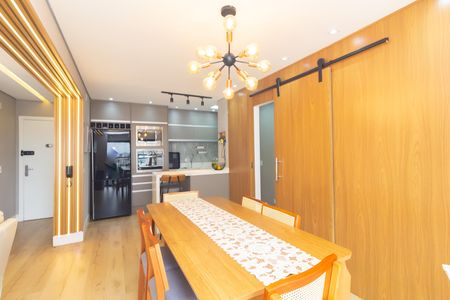 Sala de apartamento à venda com 3 quartos, 76m² em Itaquera, São Paulo