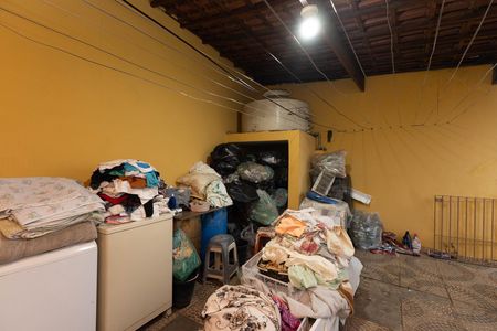 Casa à venda com 198m², 5 quartos e 4 vagas Casa à venda com 198m², 5 quartos e 4 vagasÁrea de Serviço
