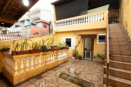 Casa à venda com 198m², 5 quartos e 4 vagas Casa à venda com 198m², 5 quartos e 4 vagasTerraço