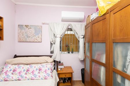 Casa à venda com 198m², 5 quartos e 4 vagas Casa à venda com 198m², 5 quartos e 4 vagasQuarto 1