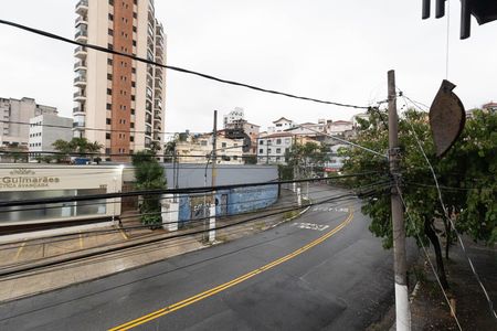 Casa à venda com 198m², 5 quartos e 4 vagas Casa à venda com 198m², 5 quartos e 4 vagasVista
