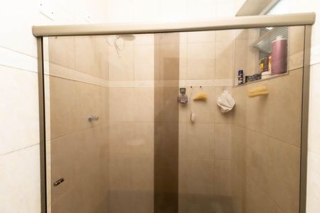Casa à venda com 198m², 5 quartos e 4 vagas Casa à venda com 198m², 5 quartos e 4 vagasBanheiro da Suíte