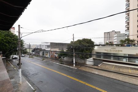 Casa à venda com 198m², 5 quartos e 4 vagas Casa à venda com 198m², 5 quartos e 4 vagasVista
