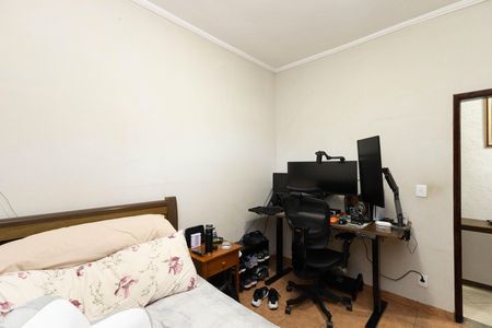 Casa à venda com 198m², 5 quartos e 4 vagas Casa à venda com 198m², 5 quartos e 4 vagasQuarto 3