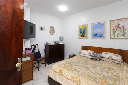 Casa à venda com 198m², 5 quartos e 4 vagas Casa à venda com 198m², 5 quartos e 4 vagasSuíte