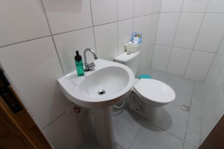 Casa para alugar com 120m², 3 quartos e 2 vagasBanheiro Social inferior
