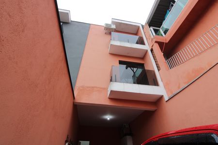 Casa para alugar com 120m², 3 quartos e 2 vagasfachada interna
