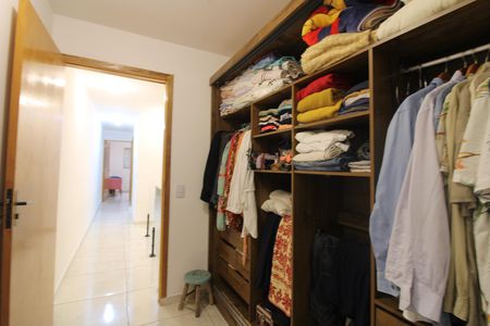 Casa para alugar com 120m², 3 quartos e 2 vagasCloset da suíte