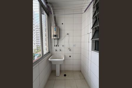 Apartamento à venda com 140m², 3 quartos e 1 vaga Apartamento à venda com 140m², 3 quartos e 1 vagaÁrea de Serviço