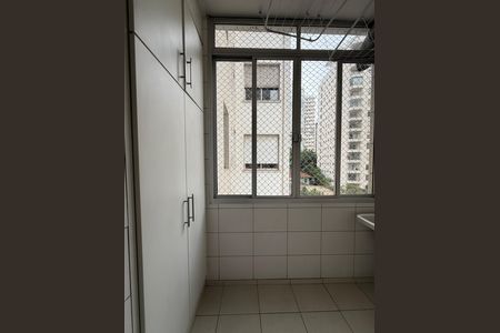 Apartamento à venda com 140m², 3 quartos e 1 vaga Apartamento à venda com 140m², 3 quartos e 1 vagaÁrea de Serviço