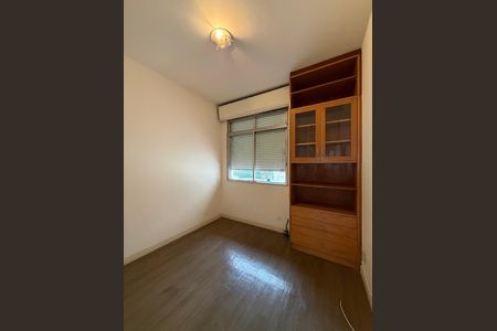 Apartamento à venda com 140m², 3 quartos e 1 vaga Apartamento à venda com 140m², 3 quartos e 1 vagaquarto 2