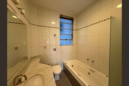 Apartamento à venda com 140m², 3 quartos e 1 vaga Apartamento à venda com 140m², 3 quartos e 1 vagaBanheiro