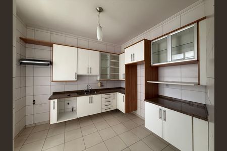 Apartamento à venda com 140m², 3 quartos e 1 vaga Apartamento à venda com 140m², 3 quartos e 1 vagaCozinha