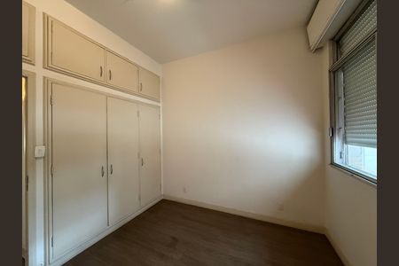 Apartamento à venda com 140m², 3 quartos e 1 vaga Apartamento à venda com 140m², 3 quartos e 1 vagaquarto 2