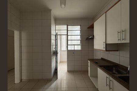 Apartamento à venda com 140m², 3 quartos e 1 vaga Apartamento à venda com 140m², 3 quartos e 1 vagaCozinha
